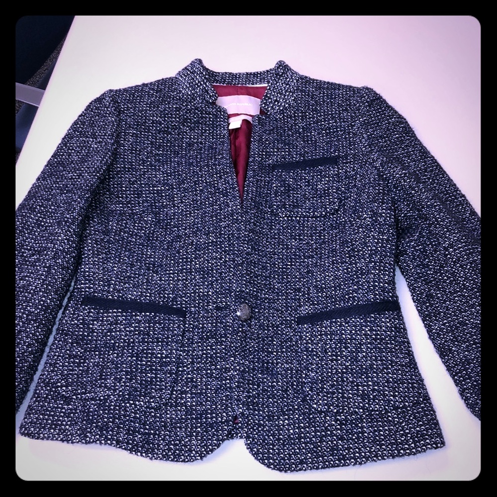 Banana republic size 2 navy blue & white blazer